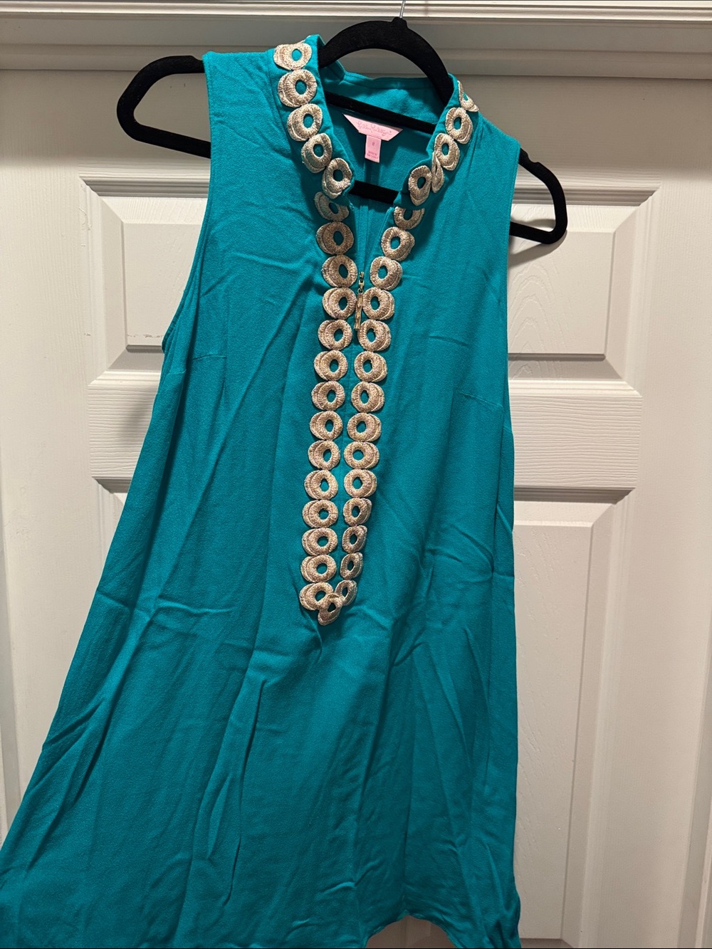 Like New Lilly Pulitzer dress size 8.
